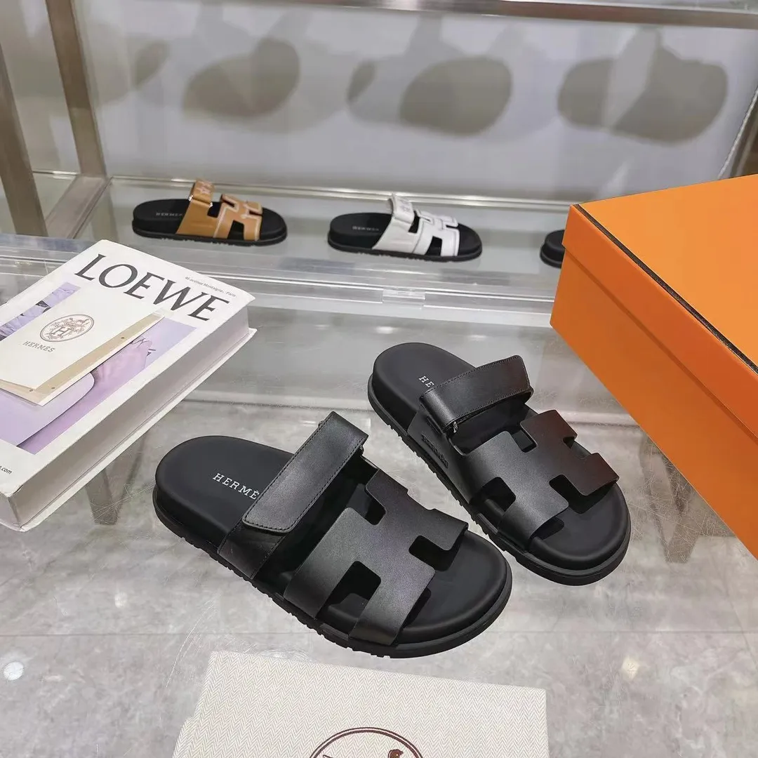 👟👟Ex-factory price 480👟👟 H Home HERMES's recently popular Erjiu shoes - classic style. [Fireworks][Fireworks][Fireworks][Fireworks][Fireworks][Fireworks] Sandals, paired with various colorful socks, are popular. ✅Upper: imported mixed sheepskin, deerskin ✅Inner: imported mixed sheepskin ✅Outsole: T👟👟Ex-factory price u non-slip and wear-resistant outsole ✅Number of codes: 35-41